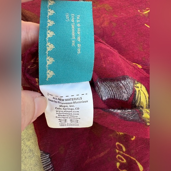 Harry Potter Golden Snitch Infinity Scarf - Picture 4 of 6